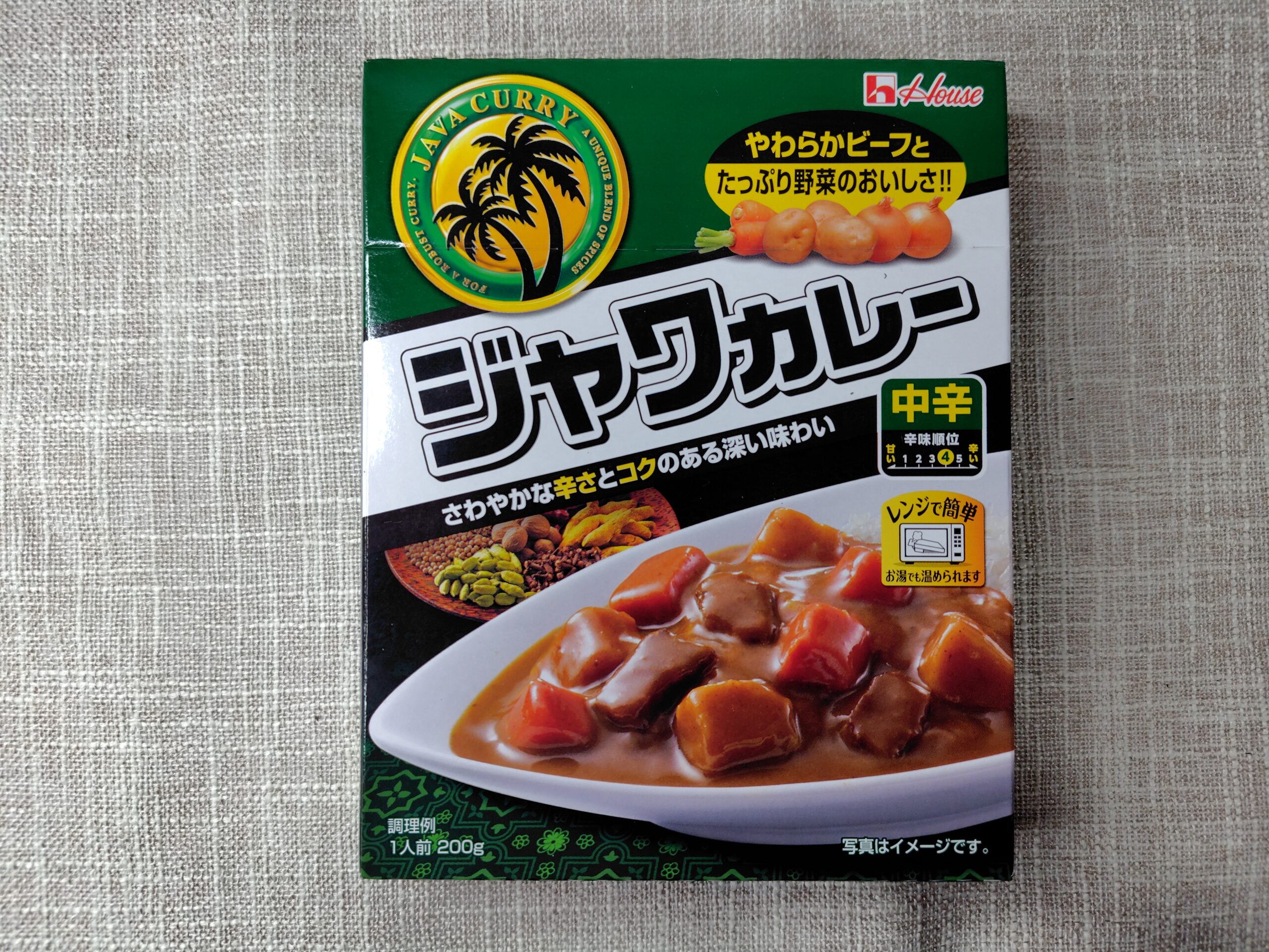 レトルトジャワカレー 中辛パッケージ